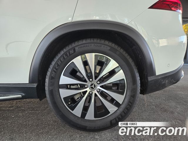 Mercedes-Benz GLE-Class 2025 — photo 6