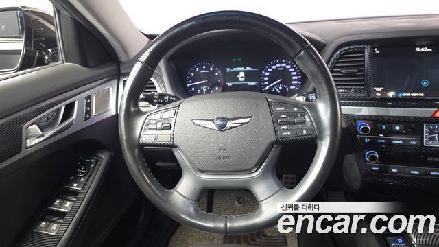 Genesis G80 2019 — photo 19