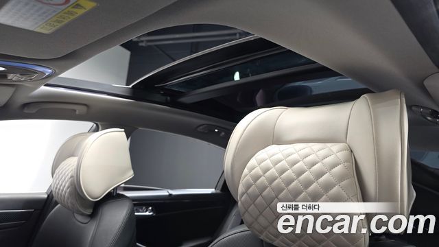 Genesis G80 2019 — photo 23