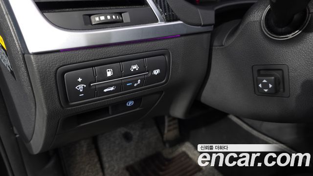 Genesis G80 2019 — photo 28