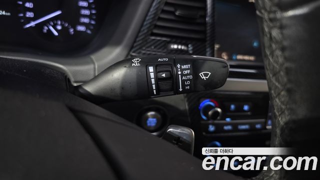 Genesis G80 2019 — photo 29