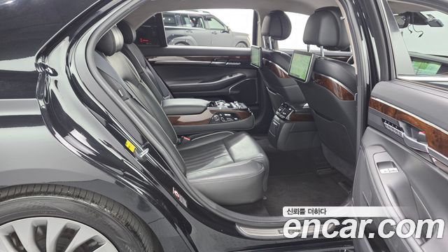 Genesis EQ900 2016 — photo 17