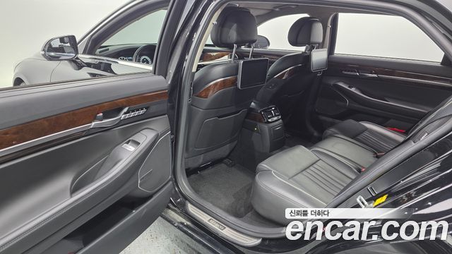 Genesis EQ900 2016 — photo 19
