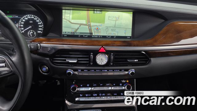 Genesis EQ900 2016 — photo 20