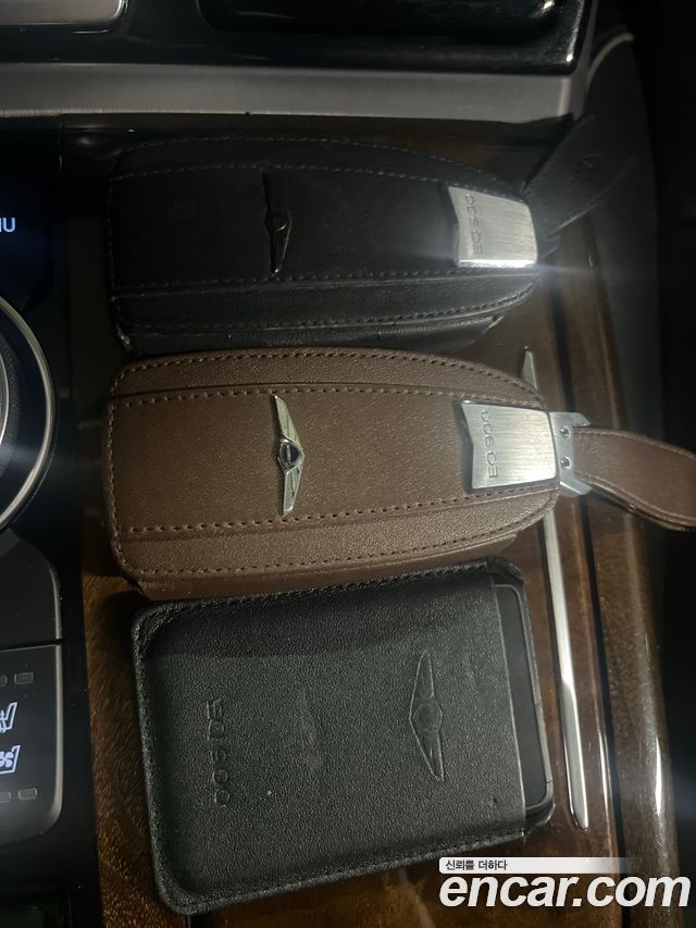 Genesis EQ900 2016 — photo 23