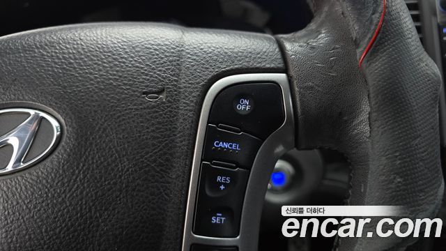 Hyundai Santafe 2012 — photo 16