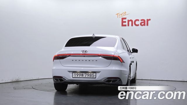 Hyundai Grandeur 2022 — photo 4