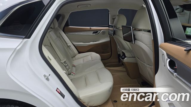 Hyundai Grandeur 2022 — photo 17