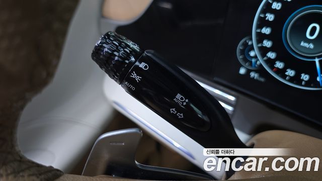 Hyundai Grandeur 2022 — photo 30