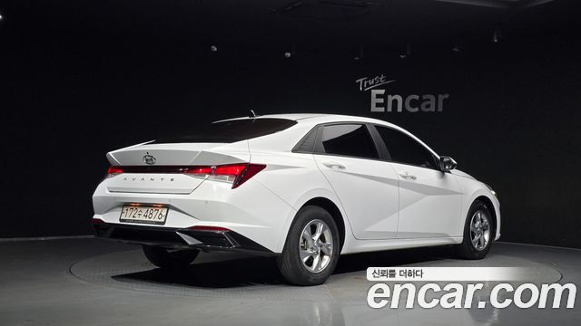 Hyundai AVANTE 2021 — photo 2