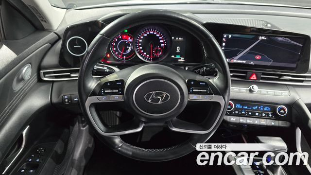 Hyundai AVANTE 2021 — photo 13
