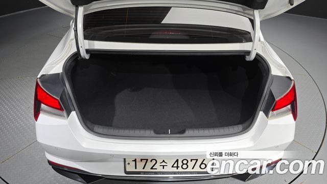 Hyundai AVANTE 2021 — photo 20