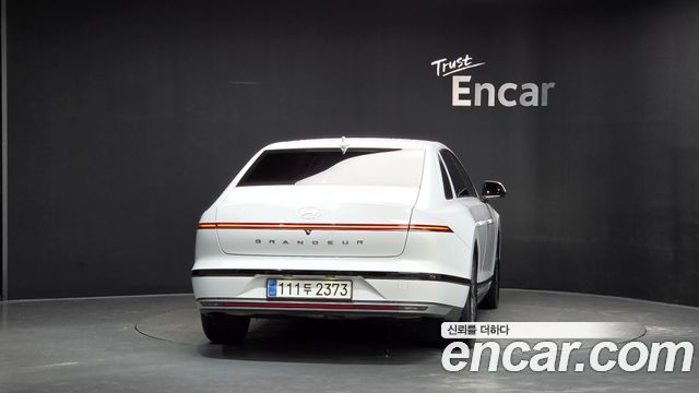 Hyundai Grandeur 2025 — photo 4