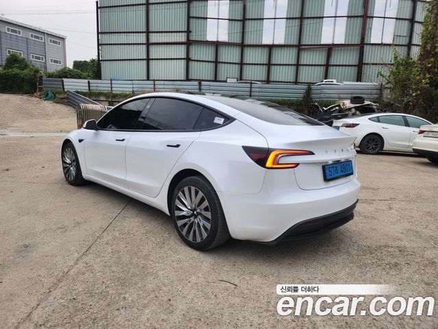 Tesla Model 3 2024 — photo 3