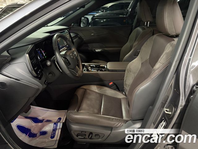 Lexus RX 2023 — photo 7