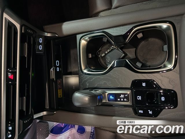Lexus RX 2023 — photo 13