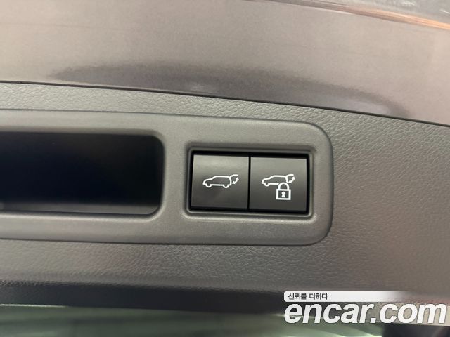 Lexus RX 2023 — photo 17