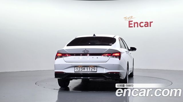 Hyundai AVANTE 2021 — photo 4