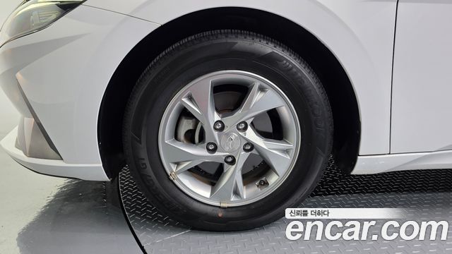 Hyundai AVANTE 2021 — photo 5