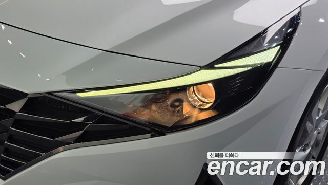 Hyundai AVANTE 2021 — photo 8