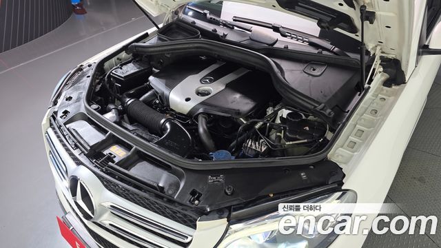 Mercedes-Benz GLE-Class 2016 — photo 6