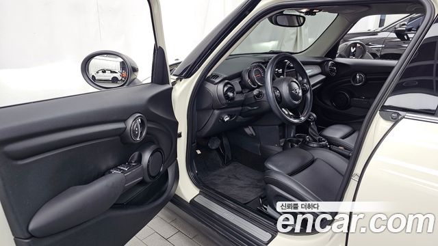 Mini Cooper 2016 — photo 10