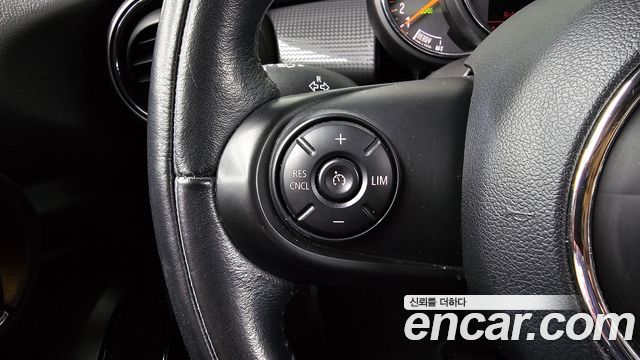 Mini Cooper 2016 — photo 14