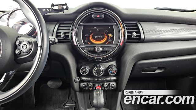 Mini Cooper 2016 — photo 15