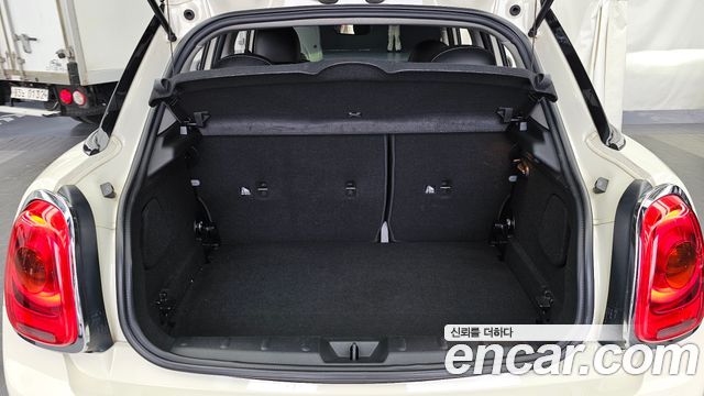 Mini Cooper 2016 — photo 20