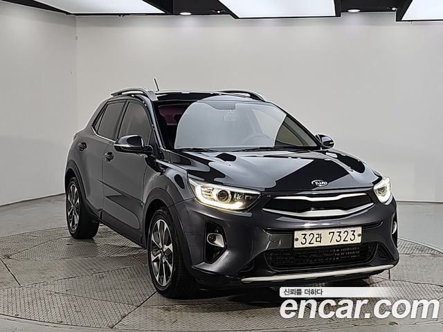 Kia Stonic 2018 — photo 2