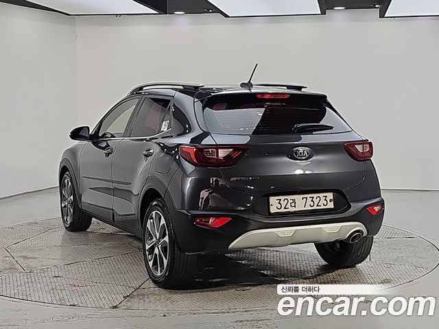 Kia Stonic 2018 — photo 3
