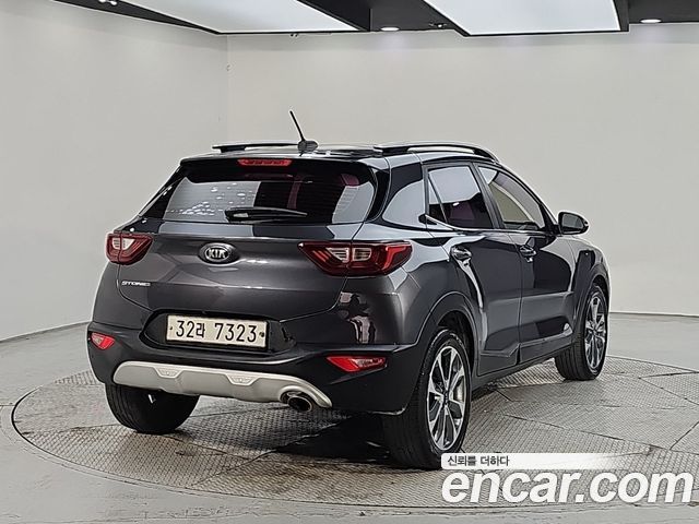 Kia Stonic 2018 — photo 4