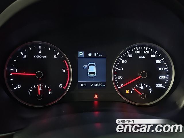 Kia Stonic 2018 — photo 7
