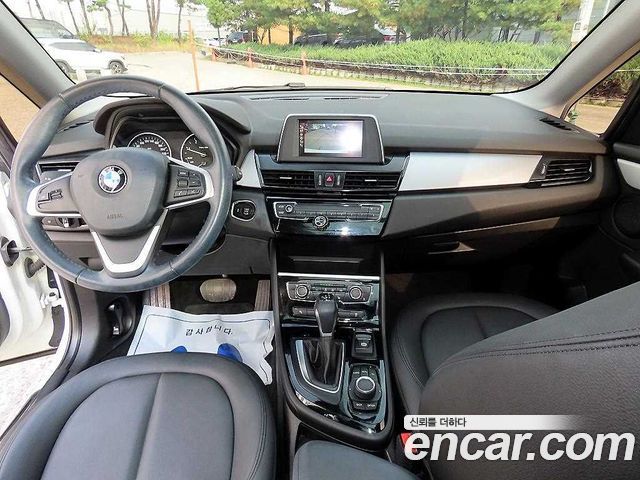 BMW 2-Series 2017 — photo 7