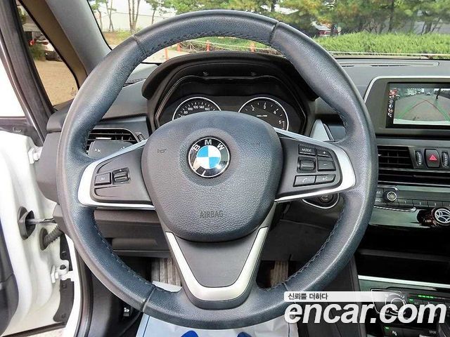 BMW 2-Series 2017 — photo 8