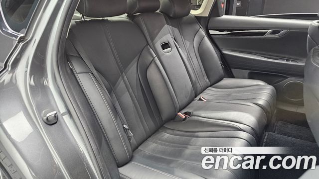 Genesis G80 2021 — photo 17