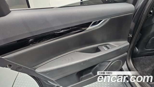 Genesis G80 2021 — photo 15