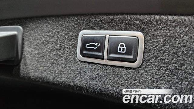 Genesis G80 2021 — photo 33