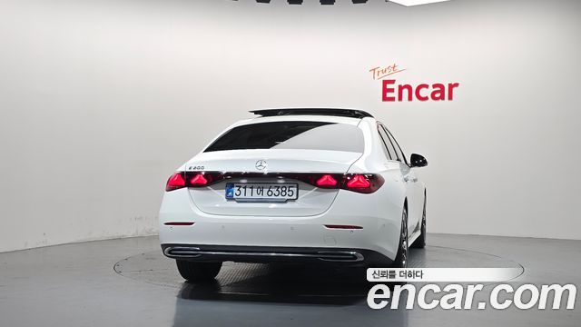 Mercedes-Benz E-Class 2025 — photo 4