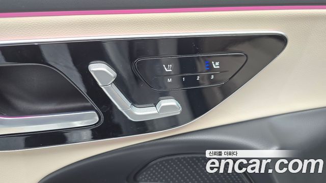 Mercedes-Benz E-Class 2025 — photo 29