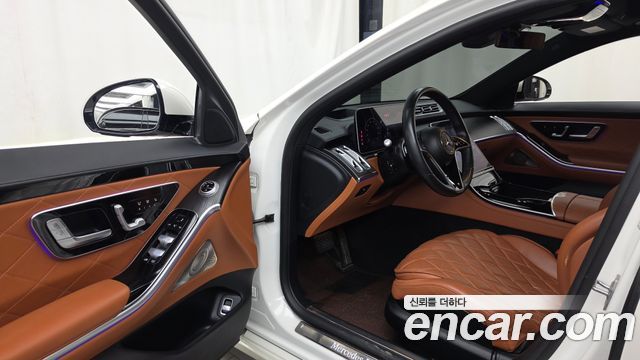 Mercedes-Benz S-Class 2023 — photo 13