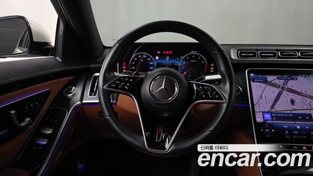 Mercedes-Benz S-Class 2023 — photo 19