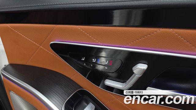 Mercedes-Benz S-Class 2023 — photo 25