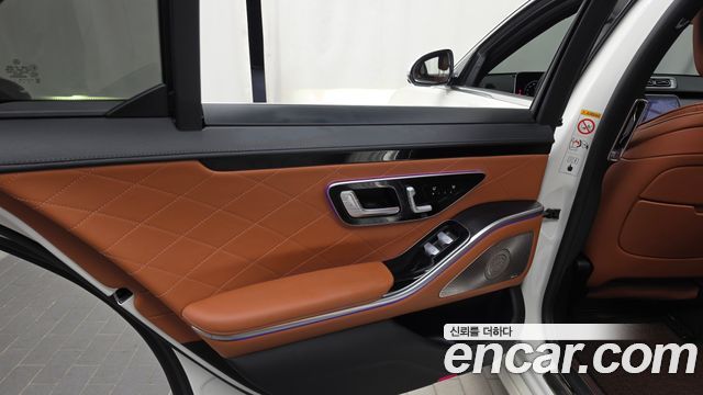 Mercedes-Benz S-Class 2023 — photo 15