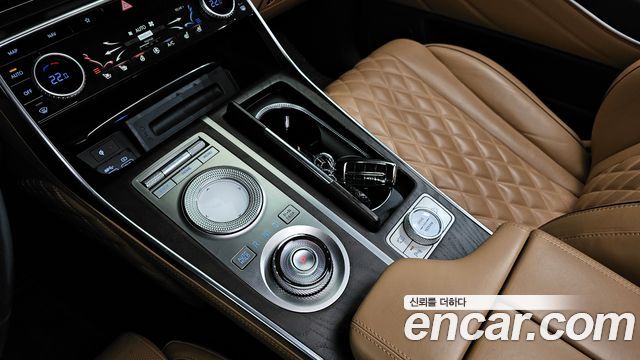 Genesis GV80 2022 — photo 9