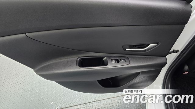 Hyundai AVANTE 2021 — photo 15