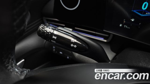 Hyundai AVANTE 2021 — photo 29