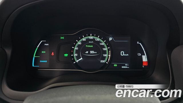 Hyundai Ioniq 2017 — photo 8