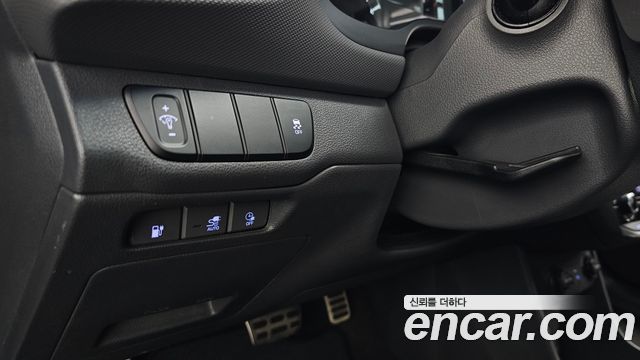 Hyundai Ioniq 2017 — photo 19