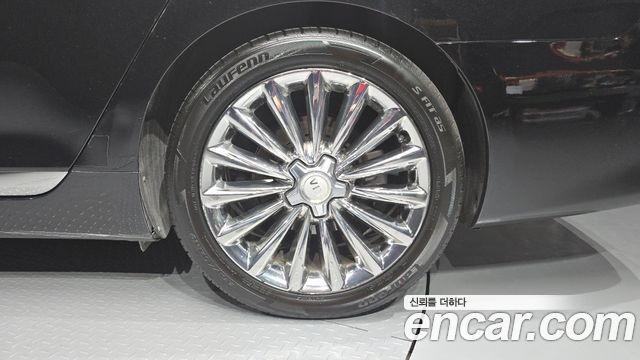 Kia K9 2015 — photo 7